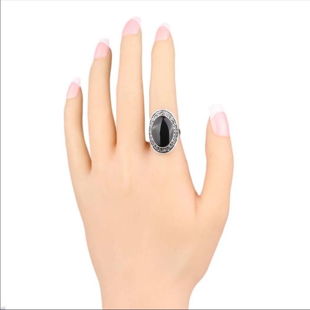 BLACK OVAL WOMEN’S RING - Picture 6 of 6